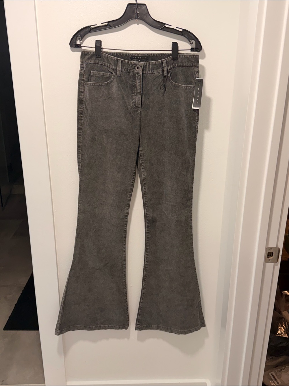 Theory Charcoal Gray Velveteen Flared Jeans Pants Size 4 Waist 15 Inseam 32